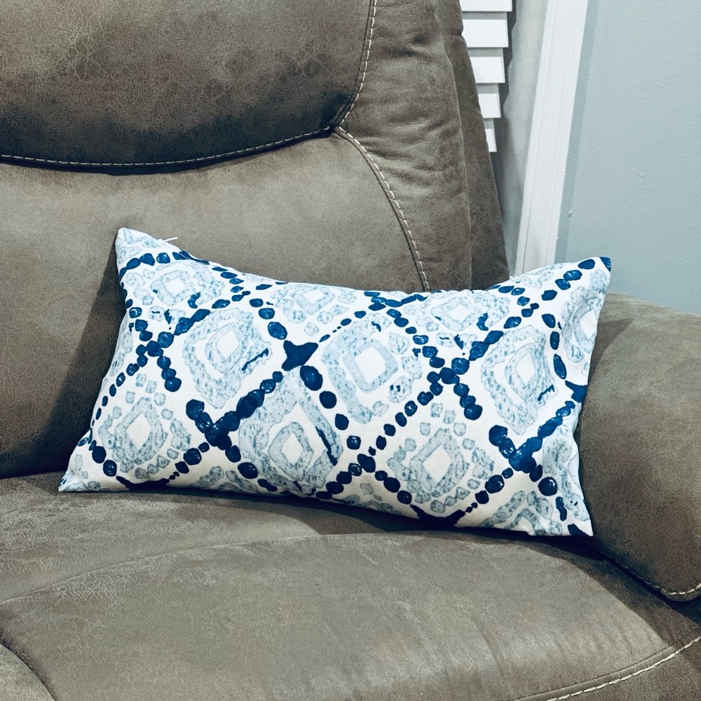 rectangular cushion covers - Picture 3 of 3